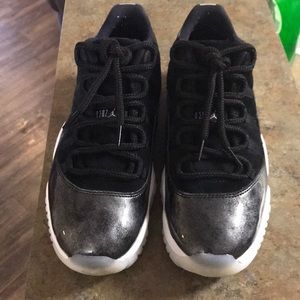 Jordan 11 low baron